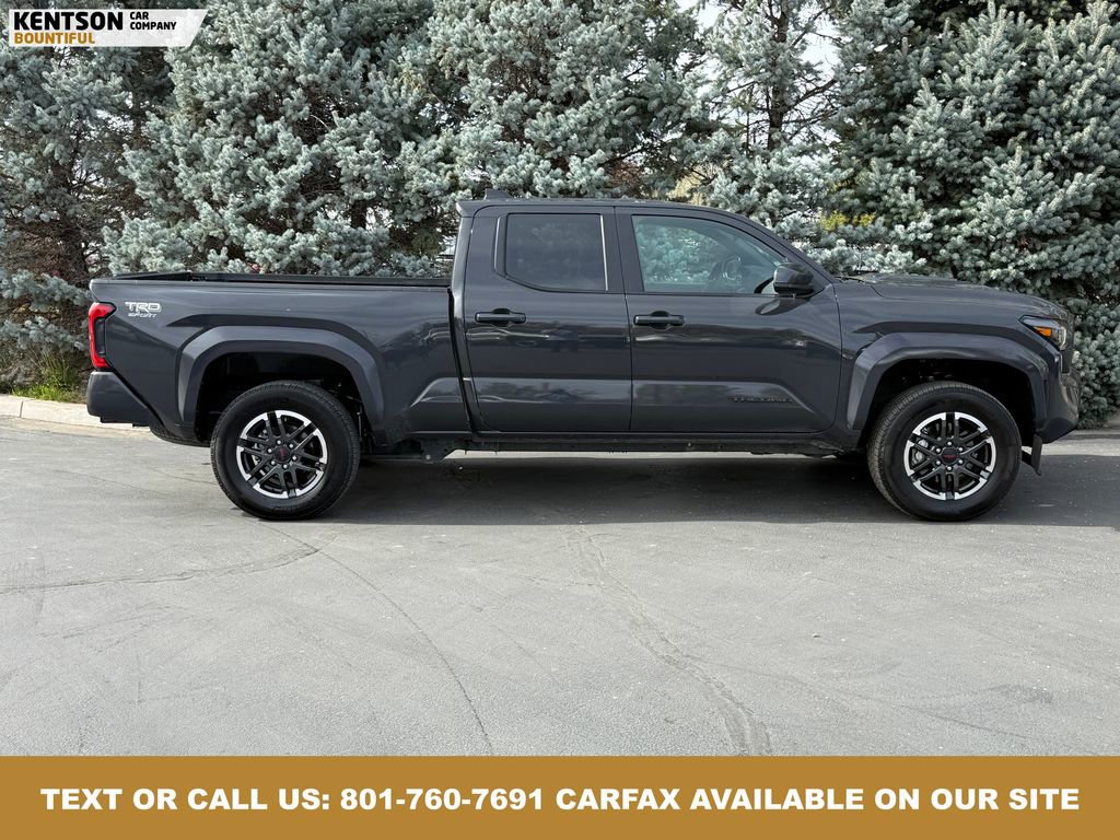 Used 2025 Toyota Tacoma TRD Sport image 10