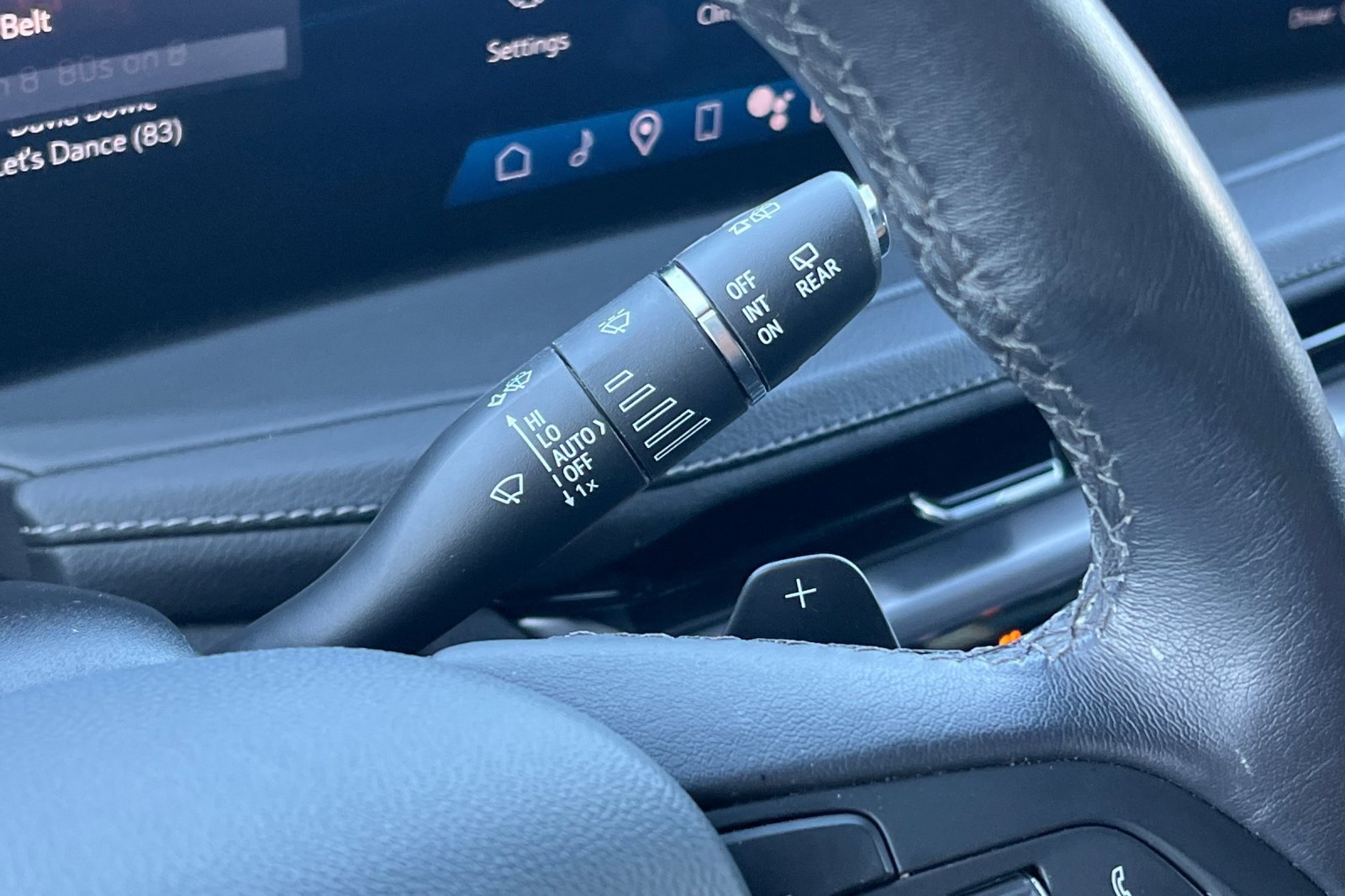 Certified 2024 Cadillac XT4 Premium Luxury image 40