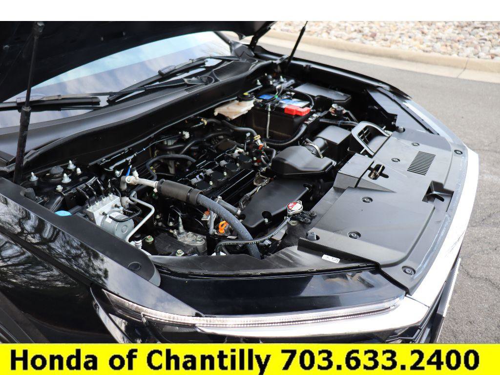 Certified 2025 Honda CR-V EX image 30