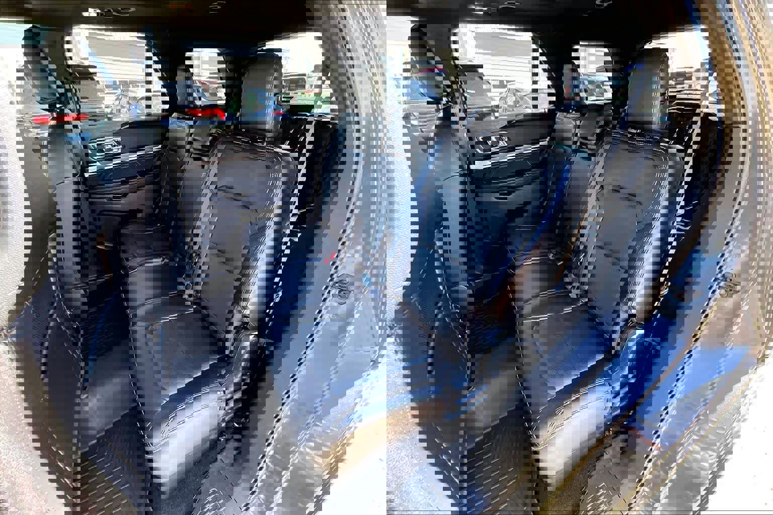 Certified 2019 Ford Explorer Limited w/ Class III Trailer Tow Package image 22