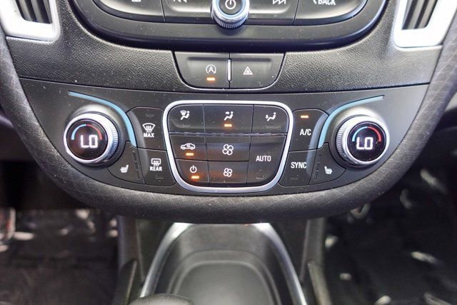 Used 2023 Chevrolet Malibu LT image 19