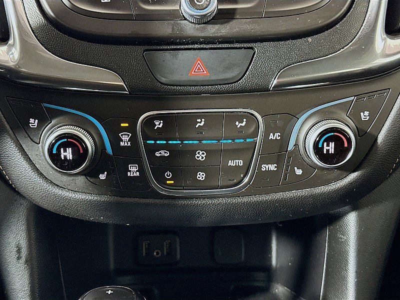 Used 2018 Chevrolet Equinox Premier image 16