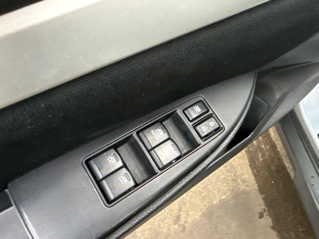 Used 2013 Subaru Outback 2.5i AWD/4WD image 20