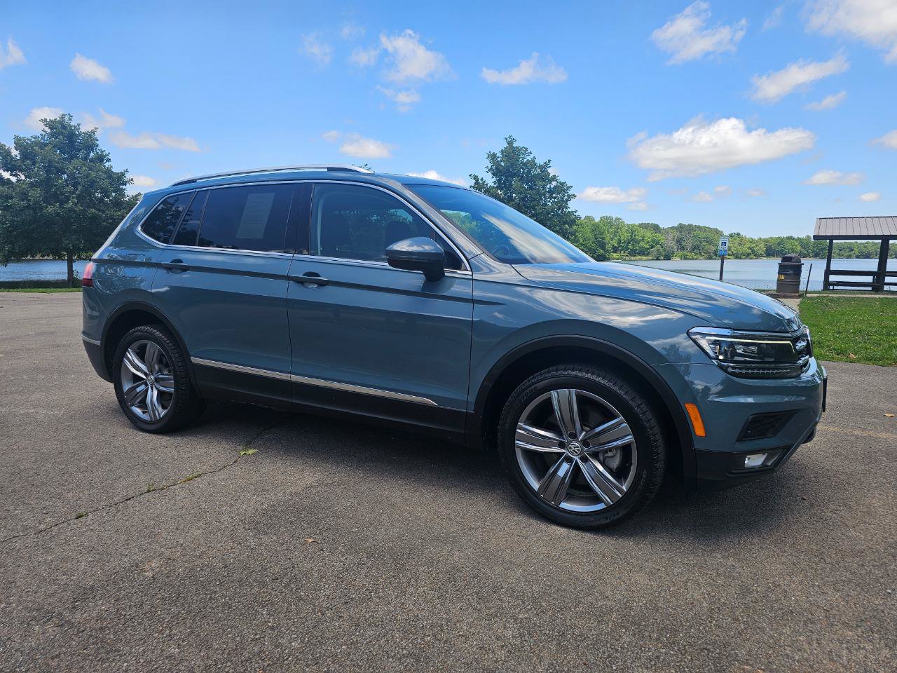 Used 2019 Volkswagen Tiguan S AWD/4WD image 2