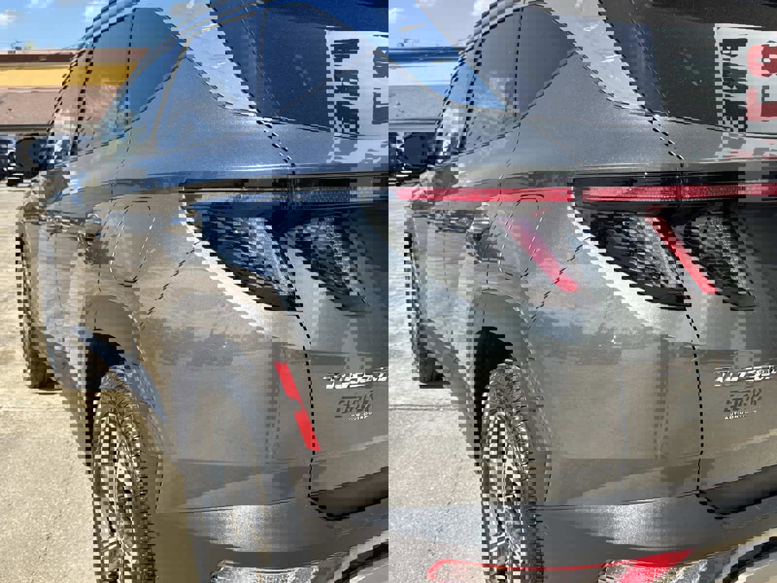 Used 2023 Hyundai Tucson Limited image 9