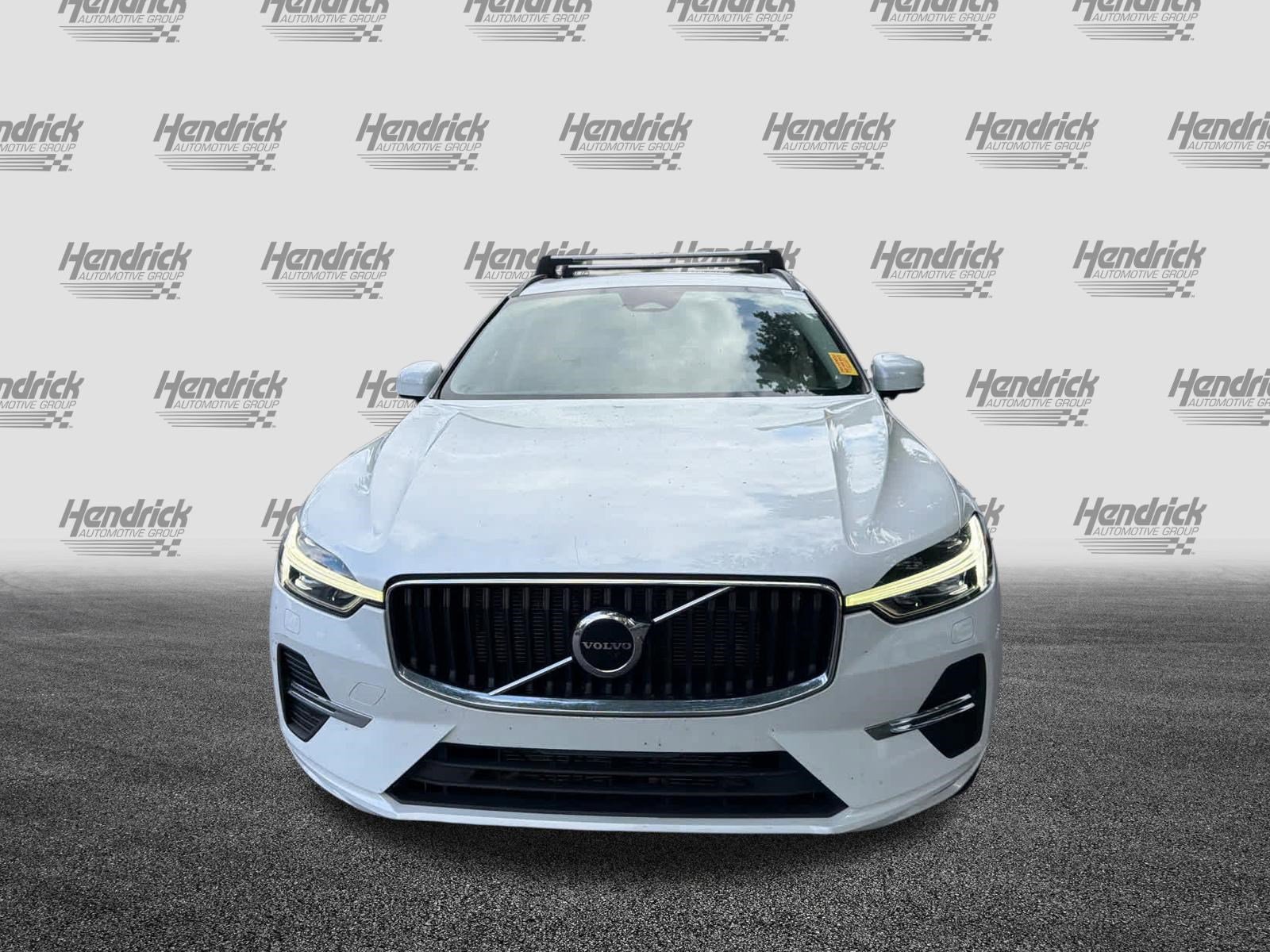 Certified 2023 Volvo XC60 B5 Core w/ Climate Package FWD image 3