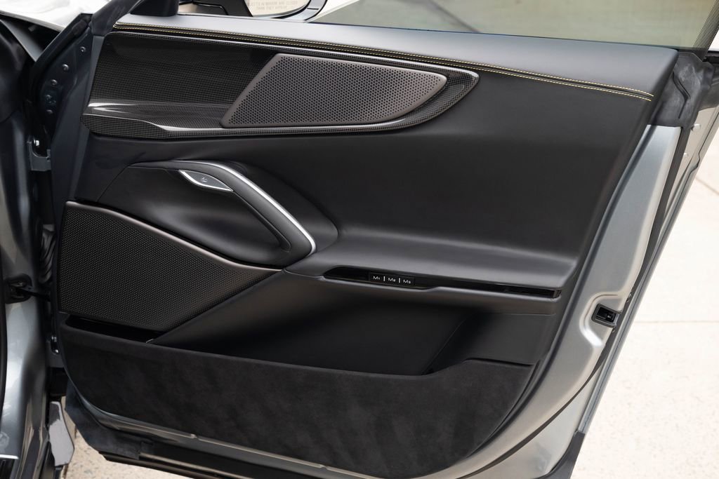 Used 2024 Ferrari Purosangue image 57