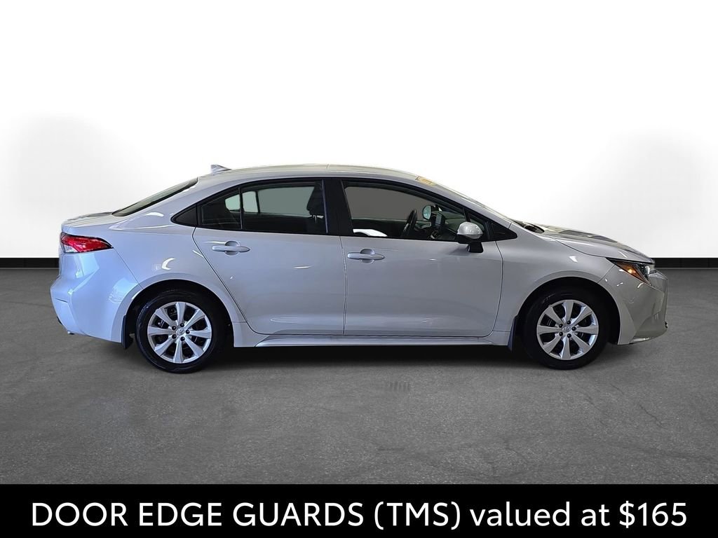 Used 2026 Toyota Corolla LE FWD image 4