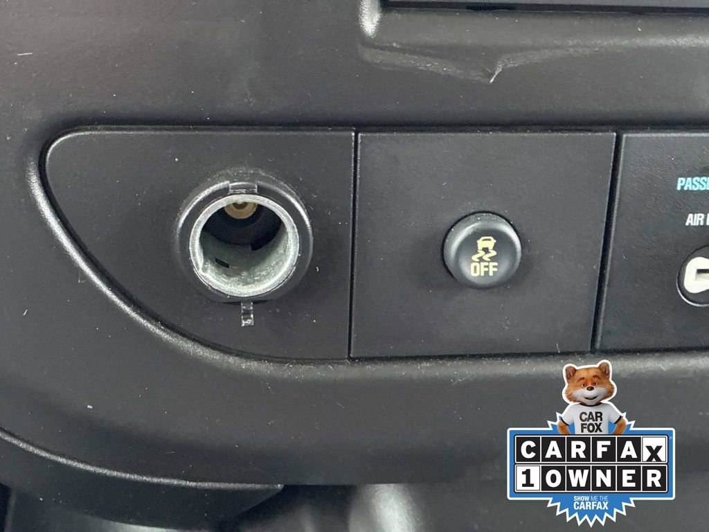 Used 2024 Chevrolet Express 2500 w/ Driver Convenience Package image 28