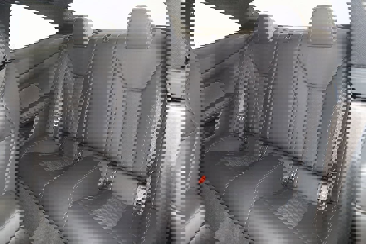 Used 2021 BMW M4 Coupe w/ Executive Package image 72