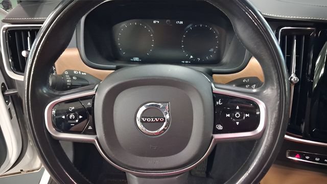 Used 2017 Volvo S90 T6 Inscription w/ Vision Package AWD/4WD image 13