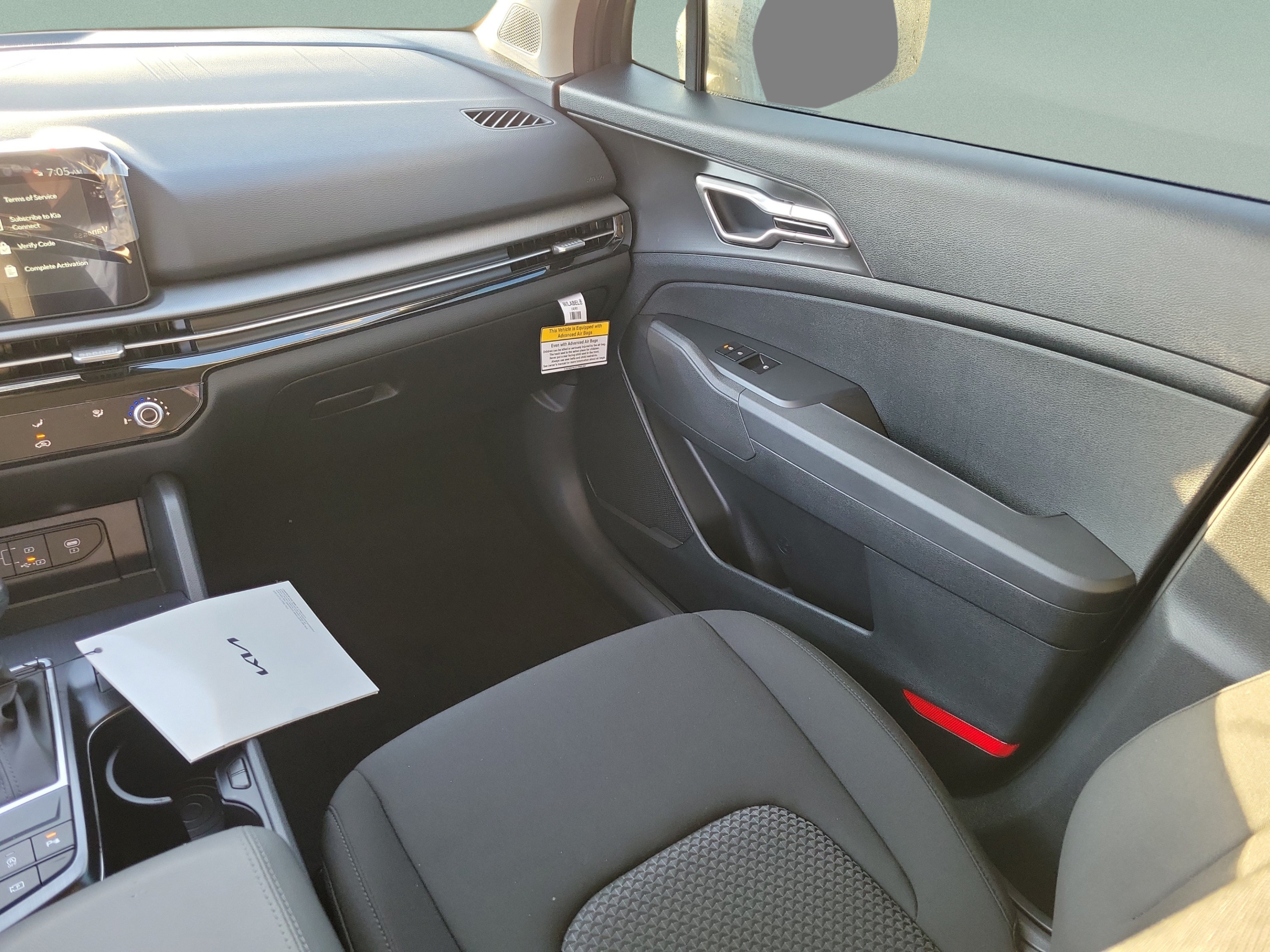 New 2027 Kia Sportage LX w/ LX Convenience Package FWD image 10