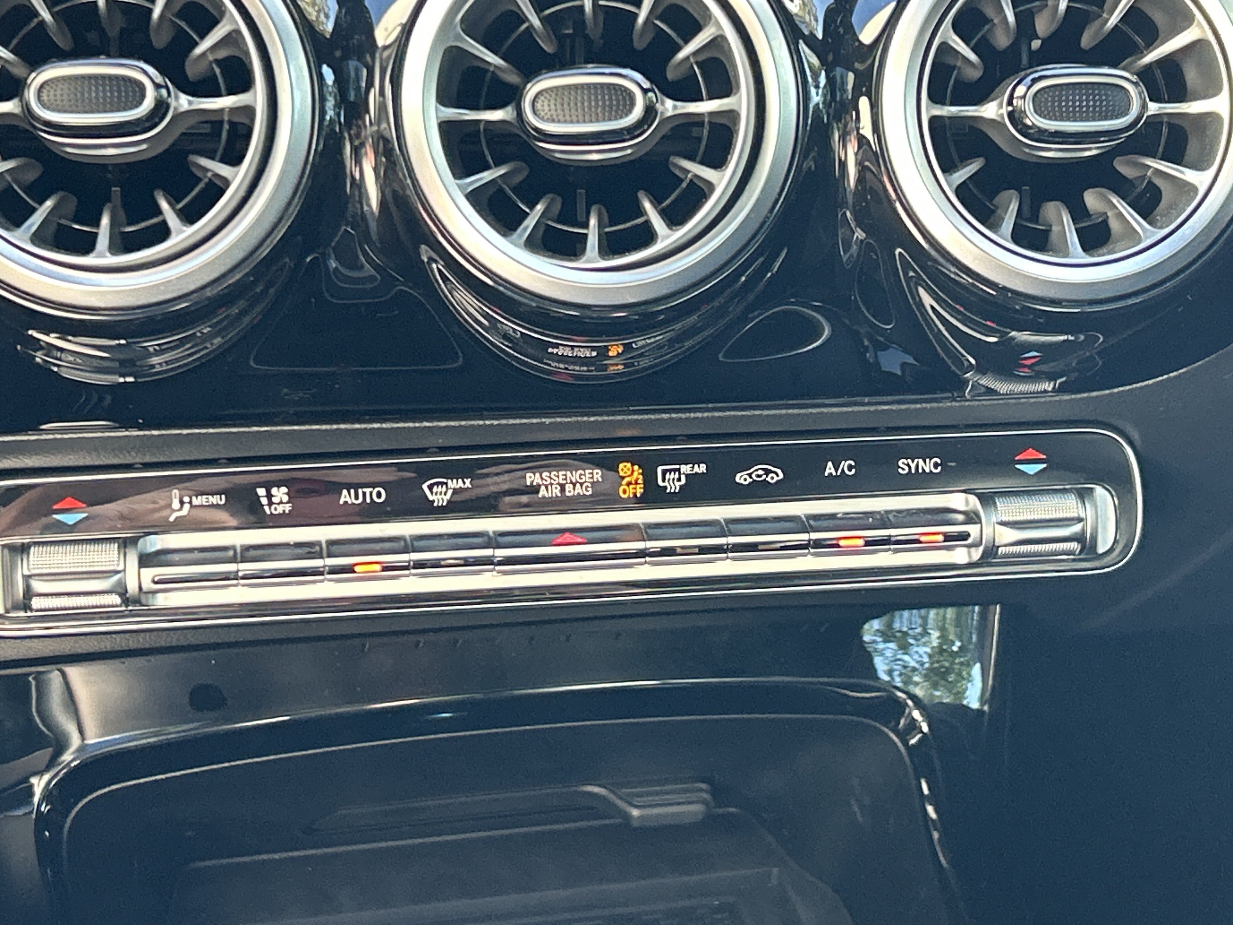 Certified 2025 Mercedes-Benz CLA 250 image 32
