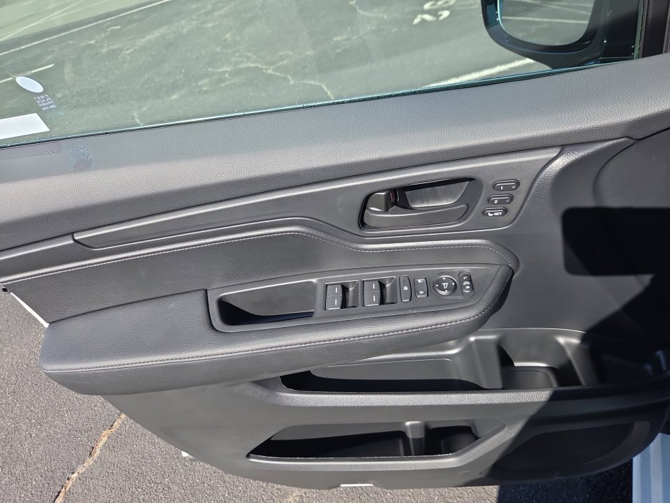 Certified 2026 Honda Odyssey Sport-L image 32