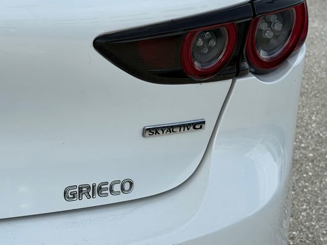 Used 2021 MAZDA MAZDA3 s FWD image 14
