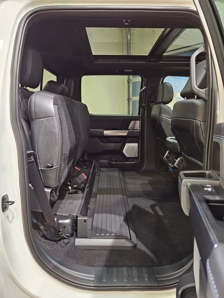 New 2025 Ford F150 Platinum w/ Equipment Group 702A High image 41