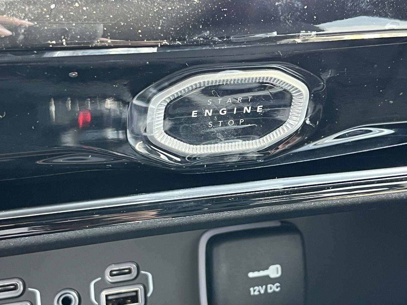 New 2026 Jeep Grand Cherokee Altitude AWD/4WD image 25