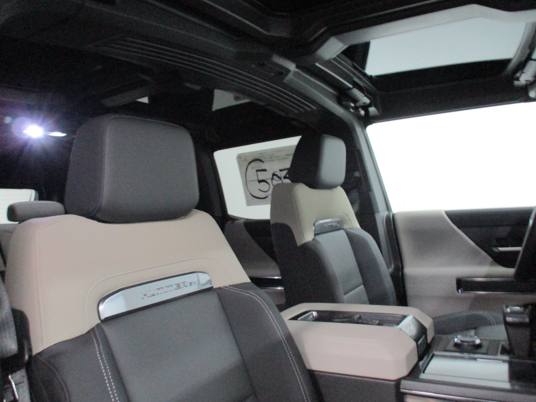 New 2026 GMC Hummer EV SUV AWD/4WD image 18