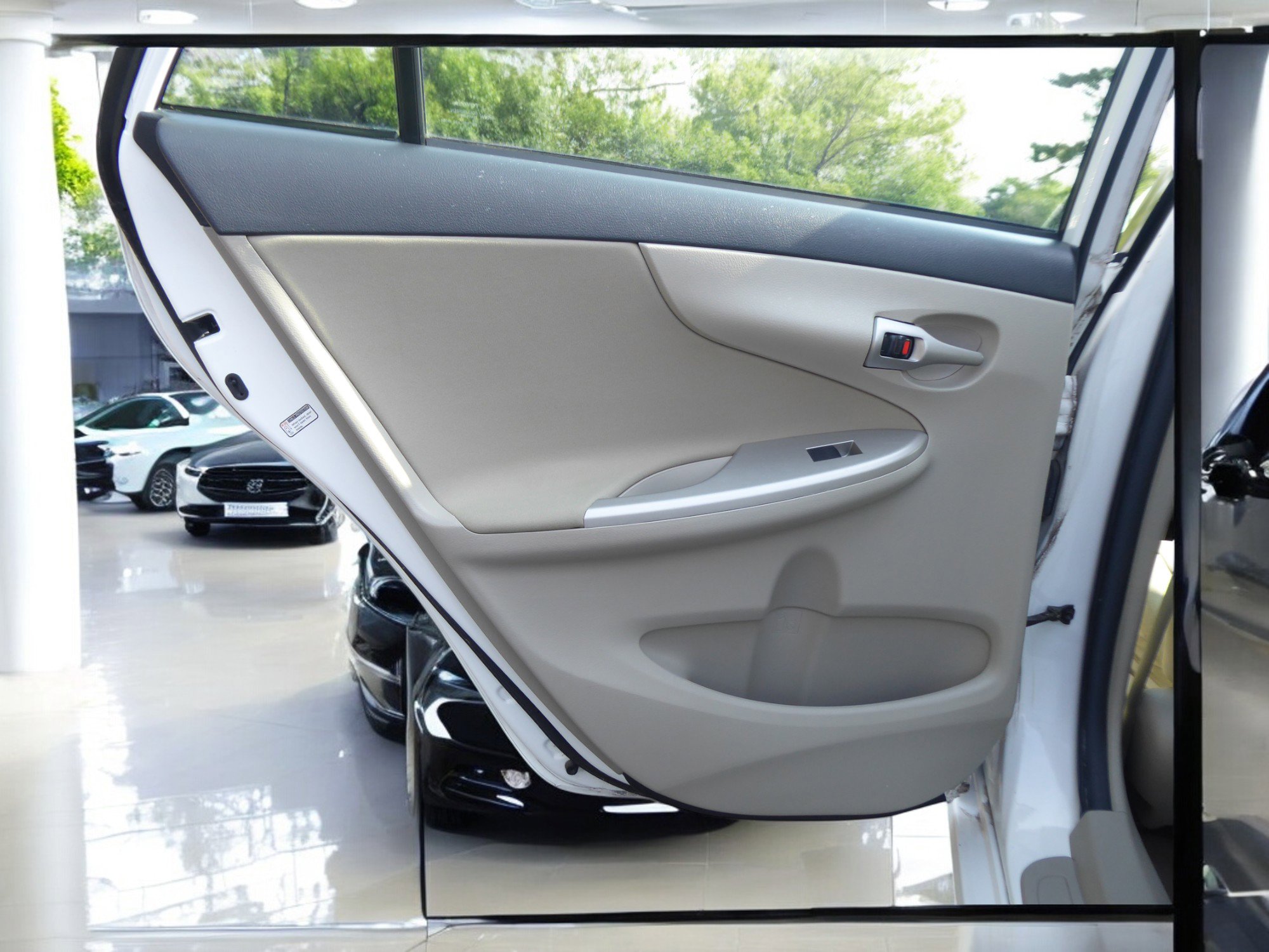 Used 2011 Toyota Corolla LE image 22