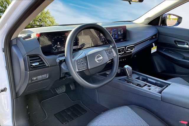 New 2026 Nissan Sentra SV w/ Floor Mat Package FWD image 7