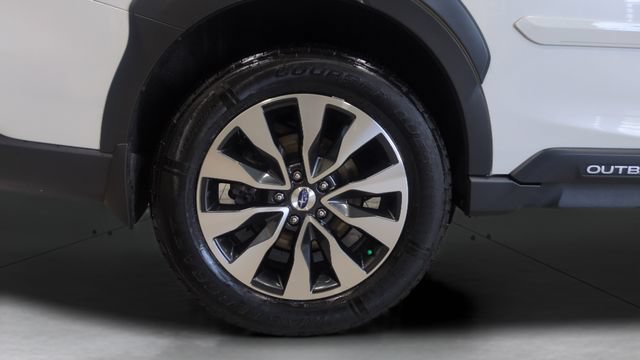 Used 2025 Subaru Outback Touring AWD/4WD image 26