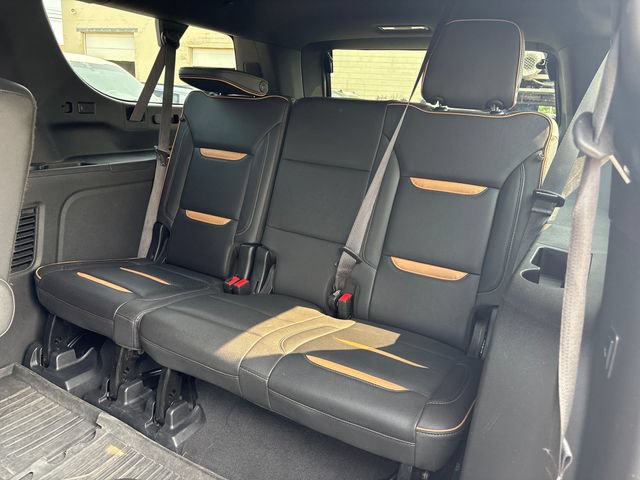 Used 2024 GMC Yukon XL AT4 w/ Technology Package AWD/4WD image 24