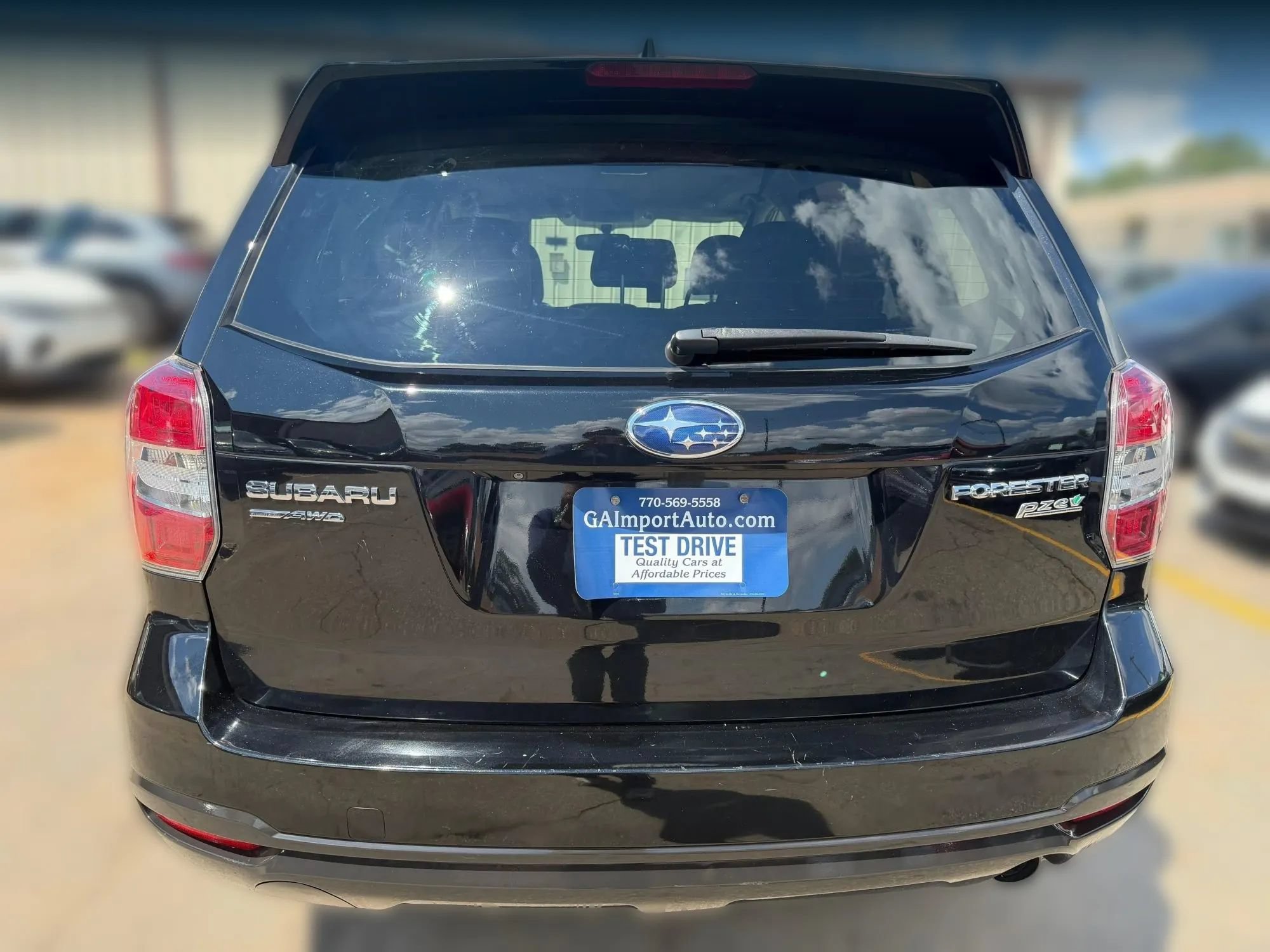 Used 2016 Subaru Forester 2.5i Limited AWD/4WD image 8