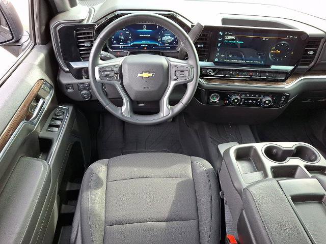Used 2024 Chevrolet Silverado 1500 LT w/ Z71 Off-Road Package image 12