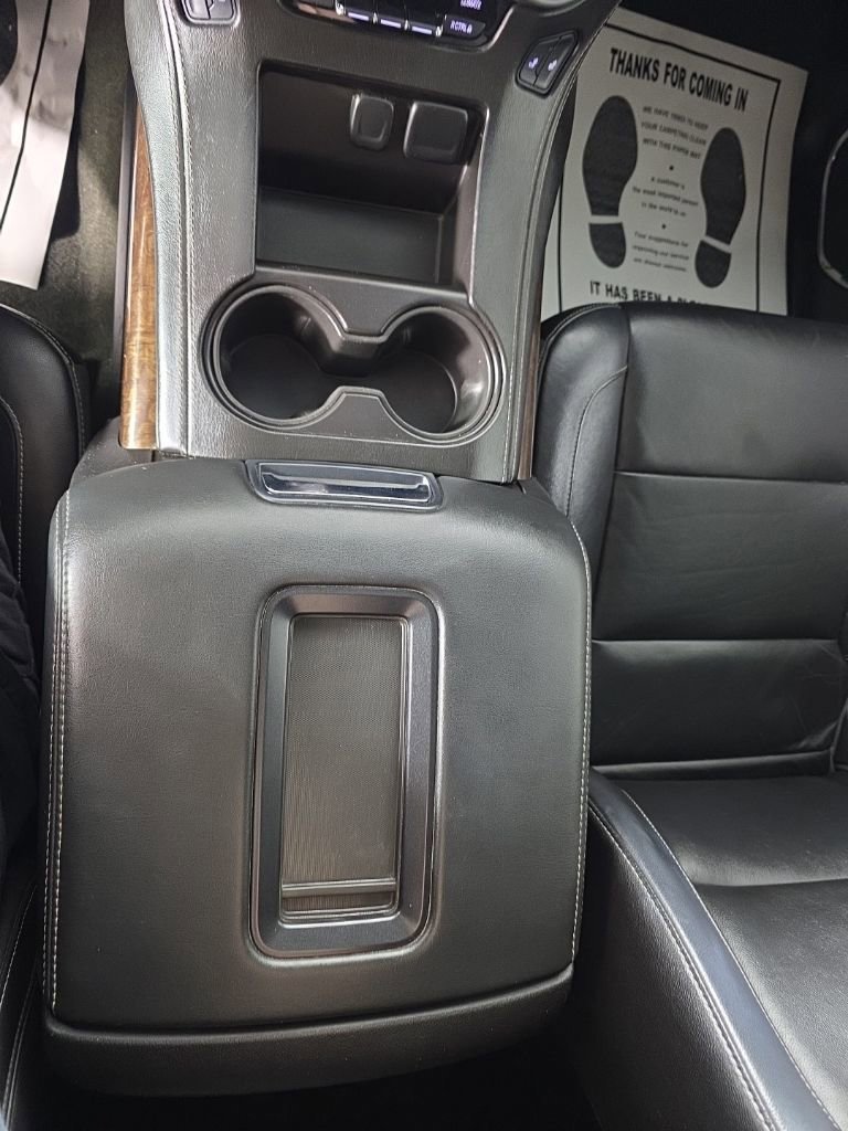 Used 2017 Chevrolet Tahoe LT image 23