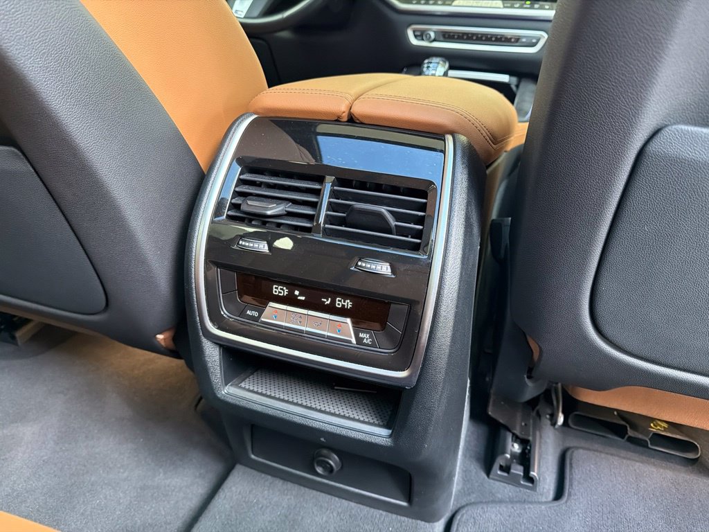 Used 2023 BMW X5 sDrive40i w/ M Sport Package RWD image 34