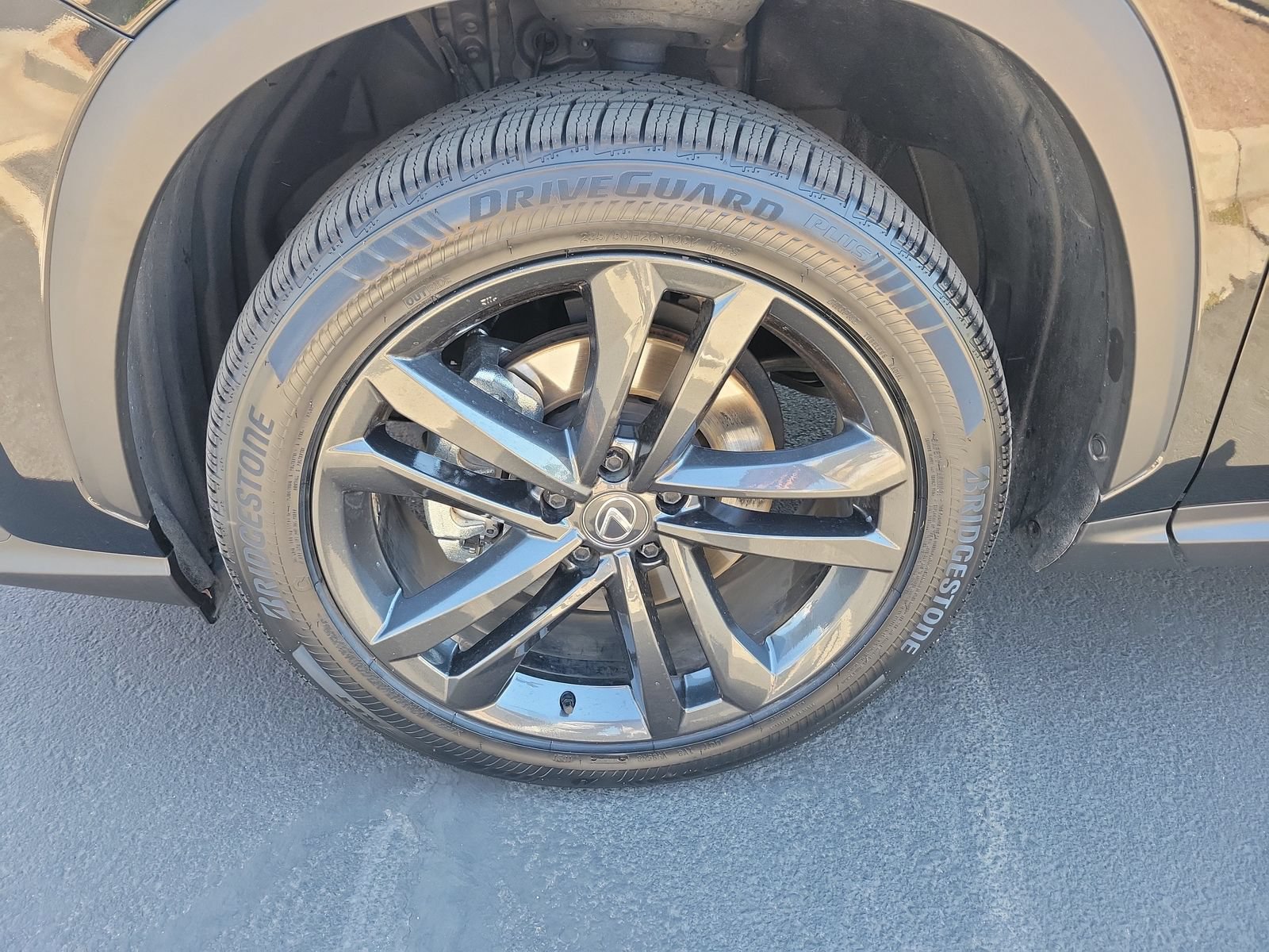 Used 2024 Lexus NX 450h+ AWD w/ Vision Package image 31