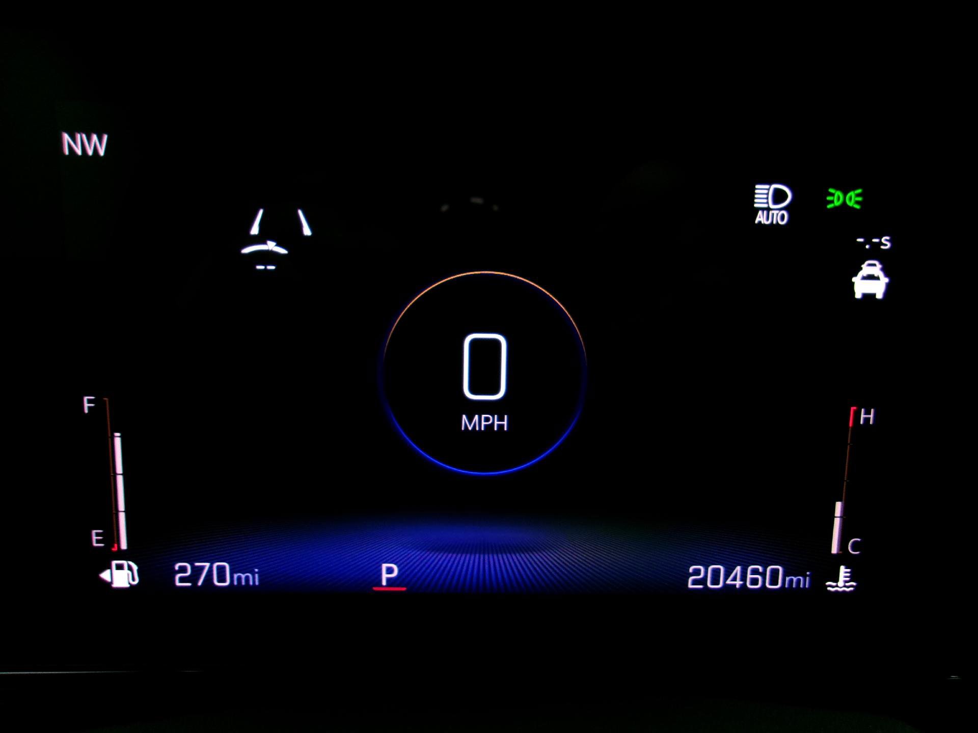 Certified 2024 Chevrolet Trax RS w/ Driver Confidence Package image 7