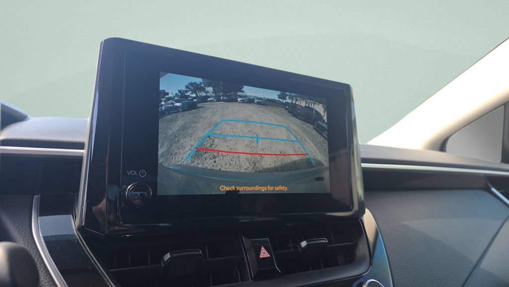 Used 2024 Toyota Corolla LE FWD image 10