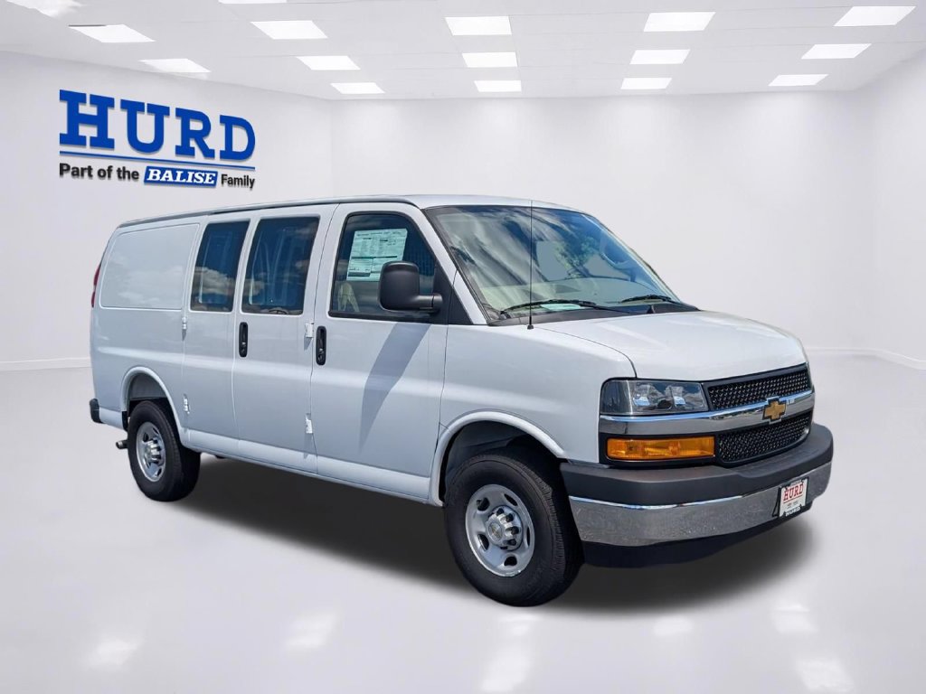 New 2026 Chevrolet Express 2500 w/ Driver Convenience Package RWD 360° Tour