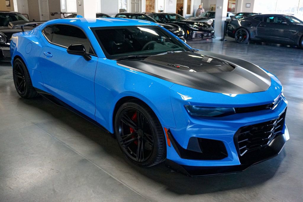 Used 2023 Chevrolet Camaro ZL1 image 4