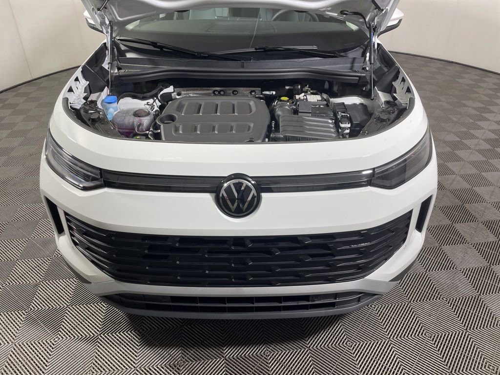 New 2026 Volkswagen Tiguan SE AWD/4WD image 25