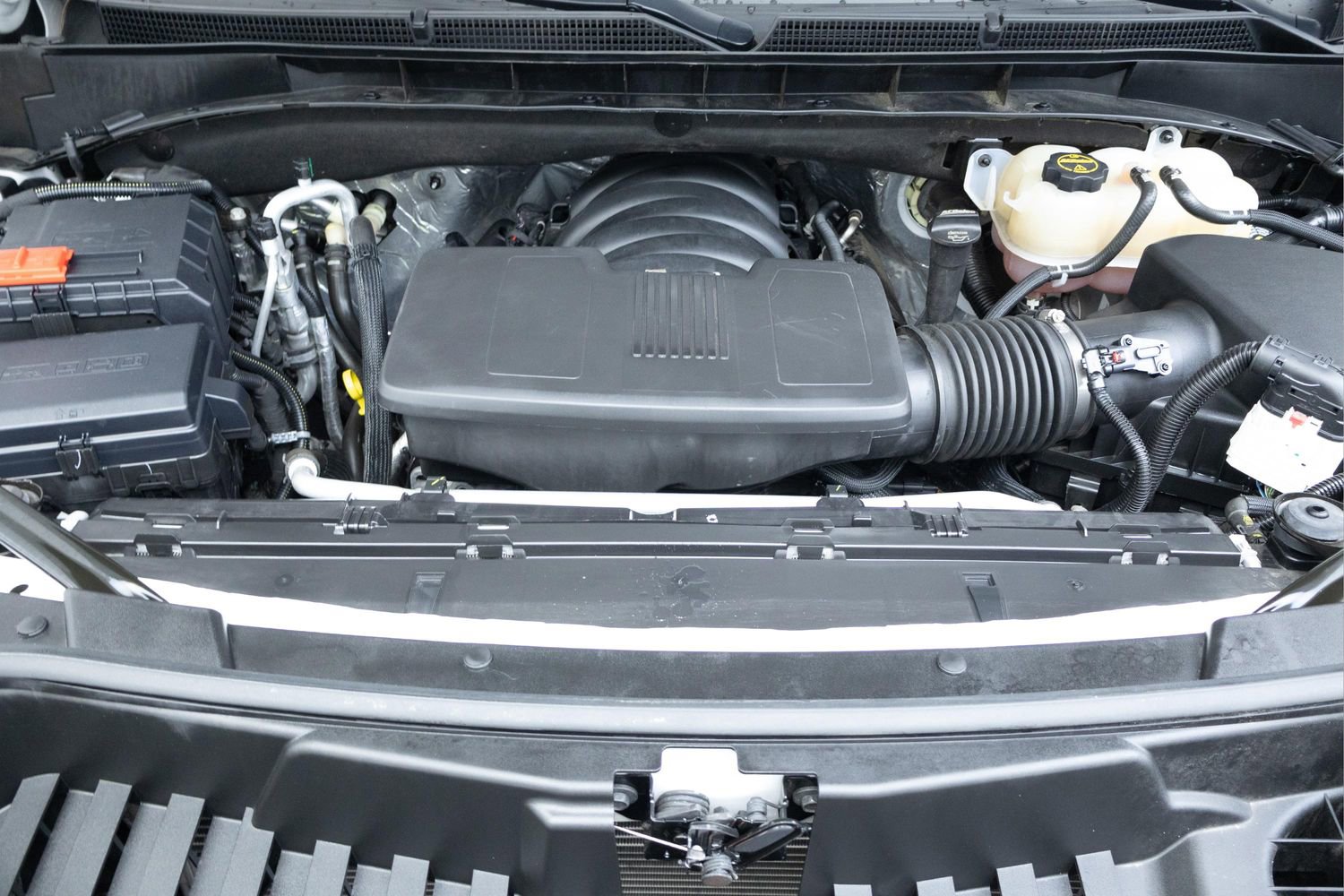 Used 2024 Cadillac Escalade ESV Sport Platinum w/ Heavy-Duty Trailer Package AWD/4WD image 36