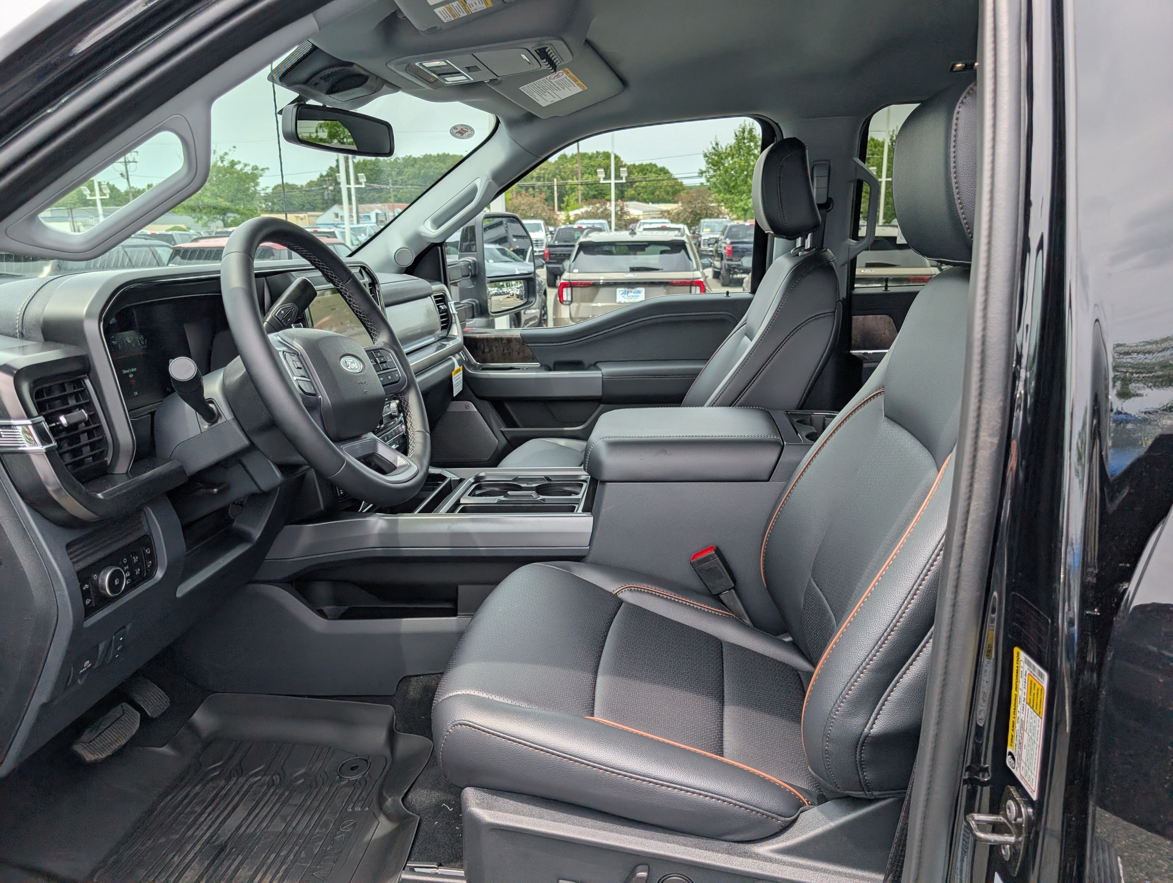 New 2026 Ford F250 Lariat w/ Tremor Off-Road Package AWD/4WD image 10