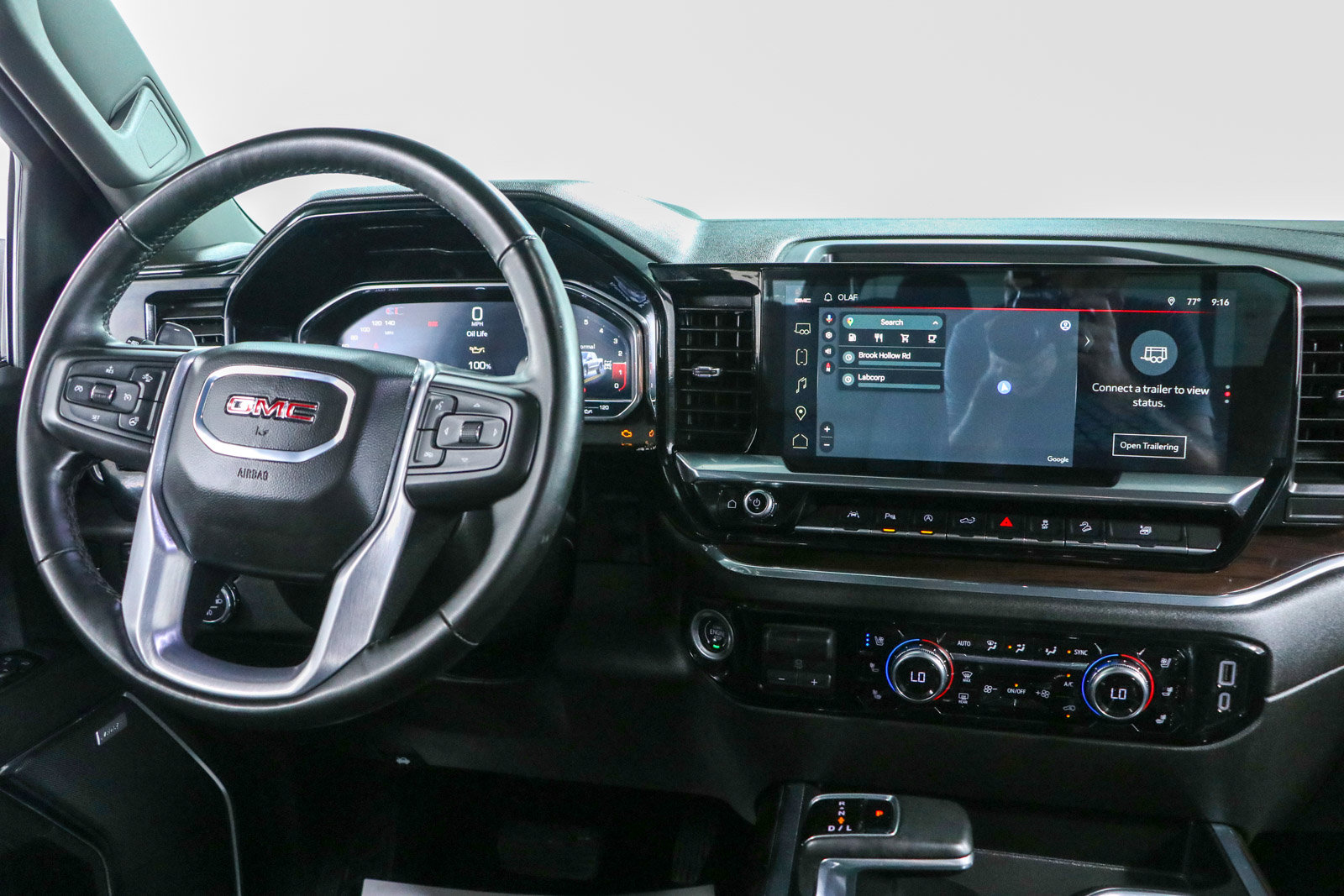 Used 2024 GMC Sierra 1500 SLT w/ SLT Premium Plus Package AWD/4WD image 18