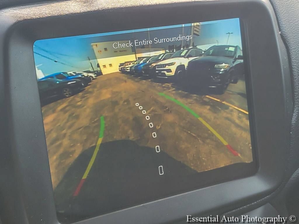 Certified 2022 Jeep Renegade Latitude w/ Sun/Sound Group AWD/4WD image 17