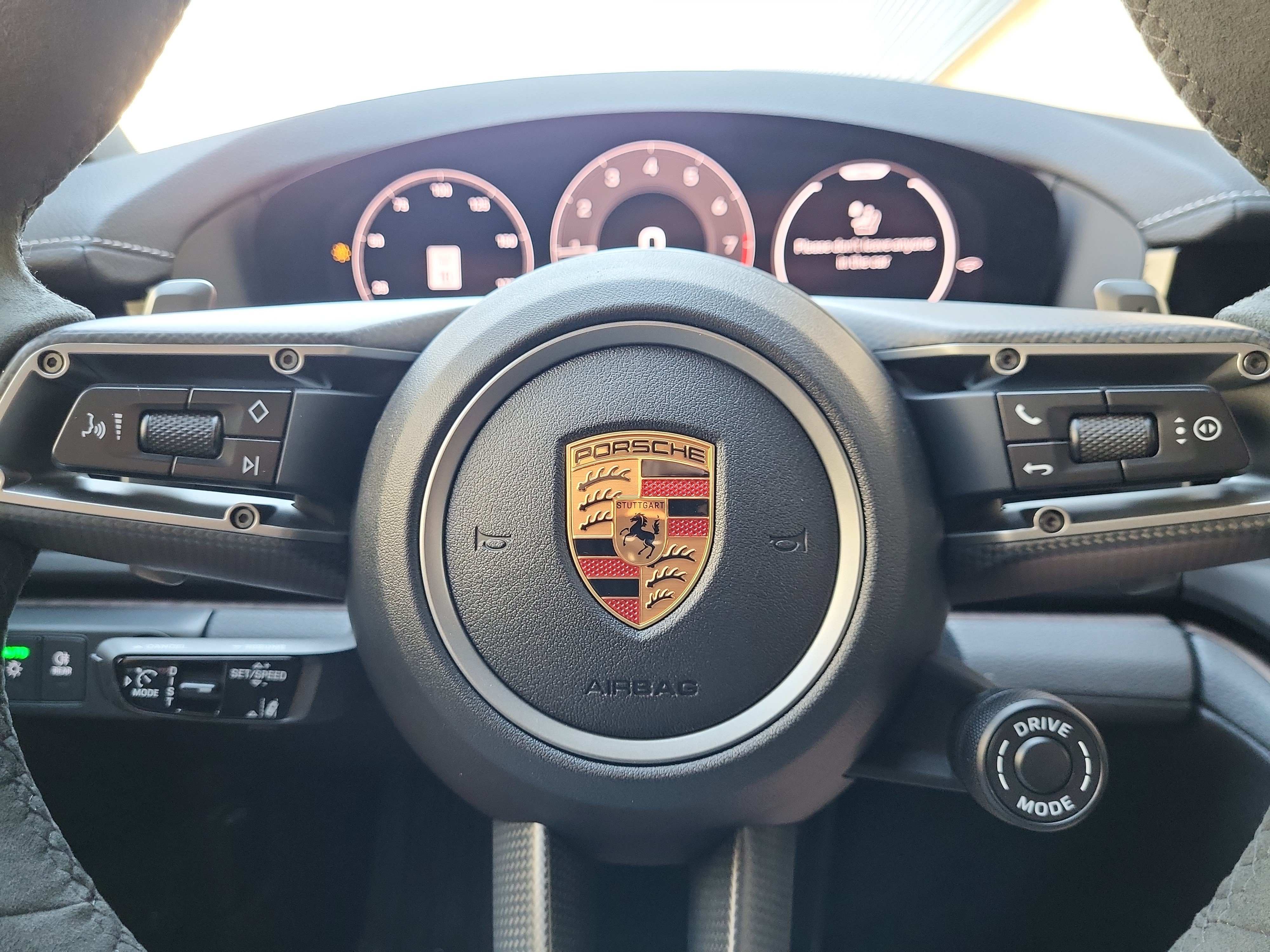 Certified 2025 Porsche Panamera 4 AWD/4WD image 28