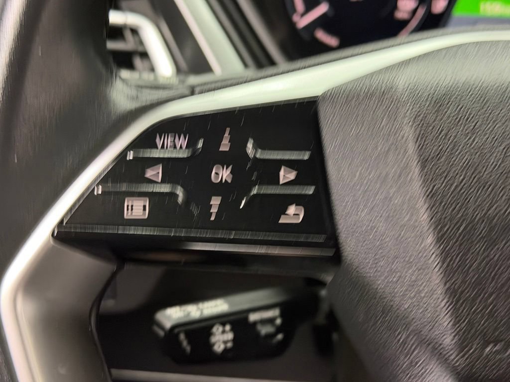 Used 2023 Audi Q4 e-tron Premium Plus RWD image 29