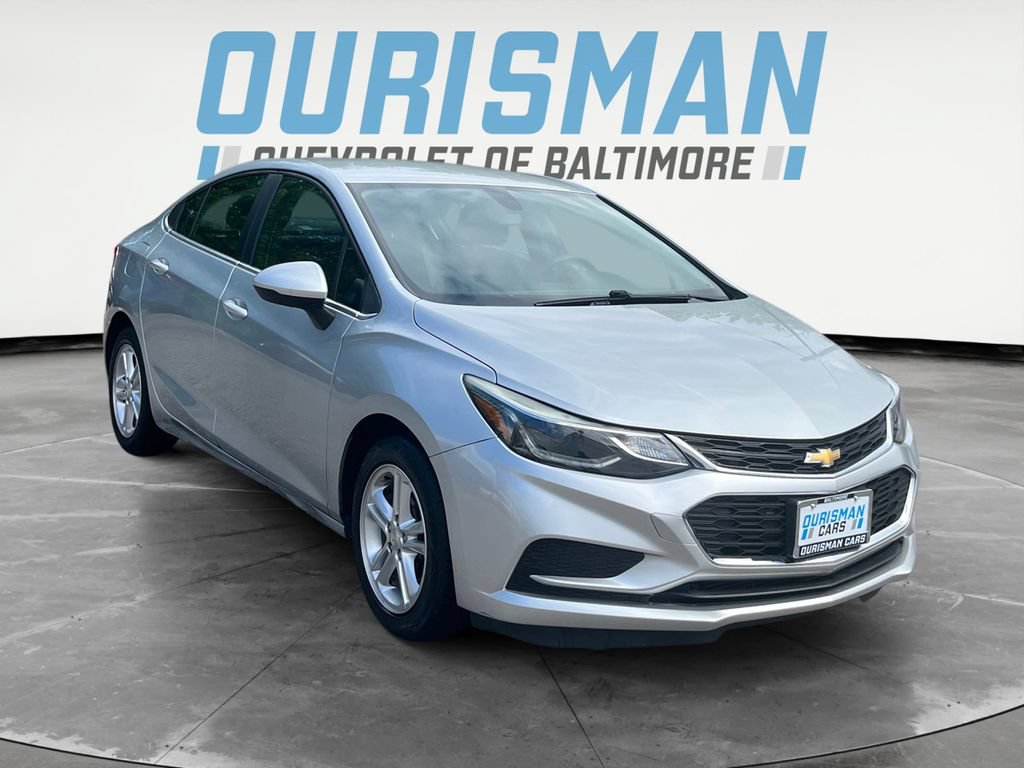 Used 2017 Chevrolet Cruze LT