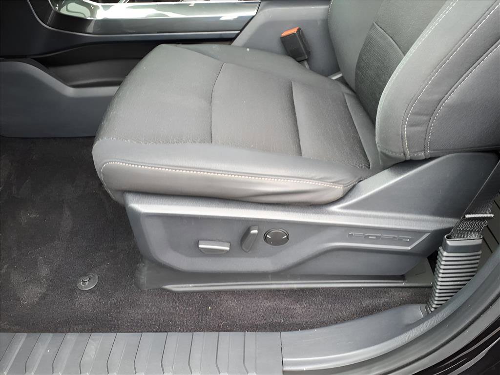 Used 2022 Ford F150 XLT w/ Equipment Group 302A High image 11