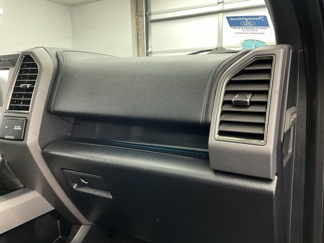 Used 2018 Ford F150 Raptor w/ Equipment Group 802A Luxury image 12