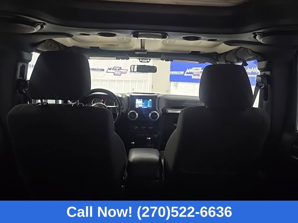 Used 2012 Jeep Wrangler Unlimited Sahara w/ Dual Top Group AWD/4WD image 22