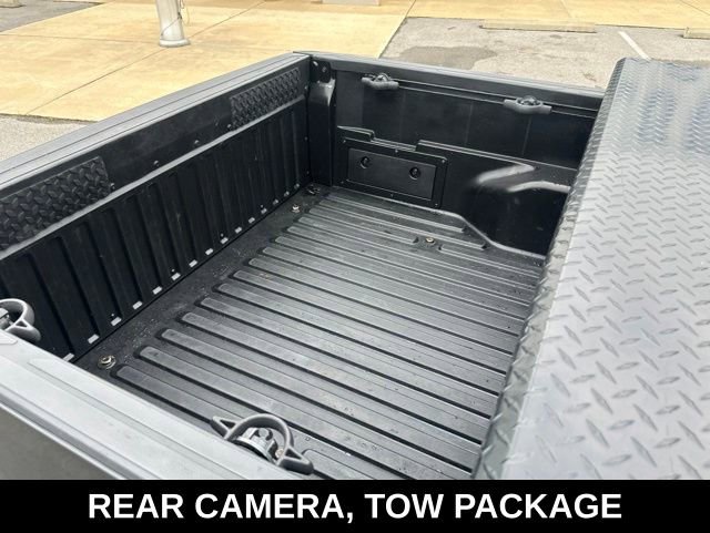 Used 2017 Toyota Tacoma SR w/ Tow Package AWD/4WD image 2