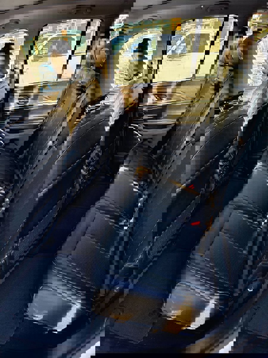 Used 2022 Jeep Grand Cherokee Limited w/ Luxury Tech Group II image 25