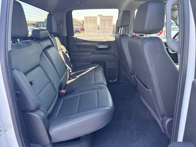 Used 2025 GMC Sierra 1500 SLT AWD/4WD image 18