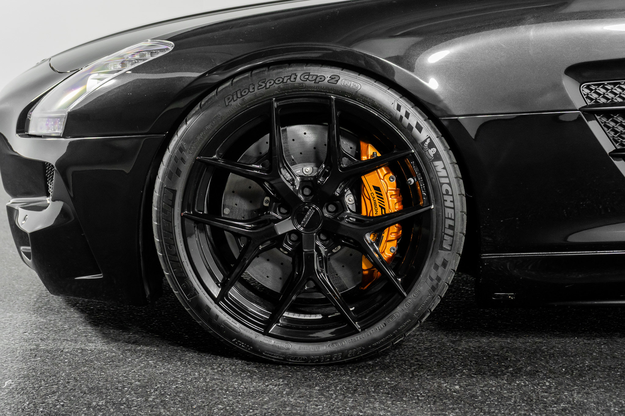 Used 2011 Mercedes-Benz SLS AMG Coupe image 14